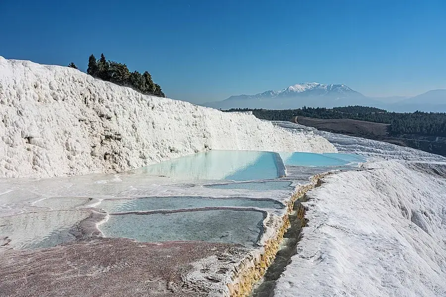 Pamukkale travertine terraces; illustrative thermal landscape